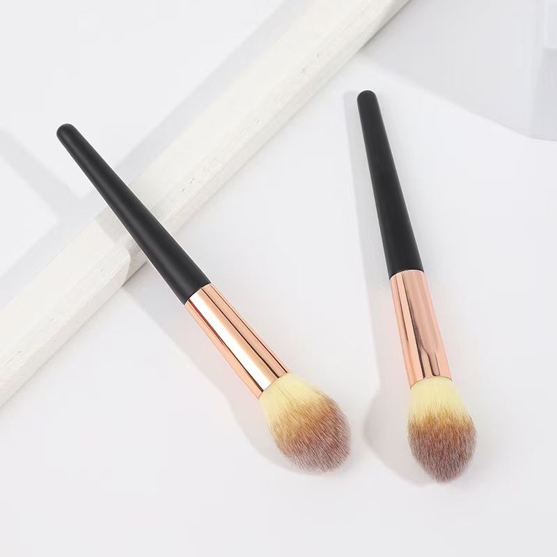 Large Blush & Loose Powder Brush Australia | Aestha Cosmetics