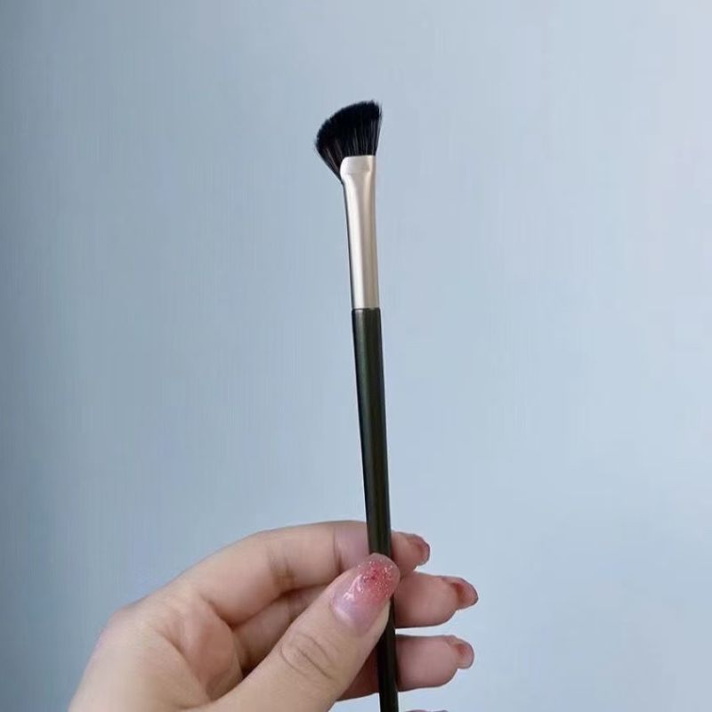 Half Fan Nose Shadow Brush Green Handle Australia | Aestha Cosmetics