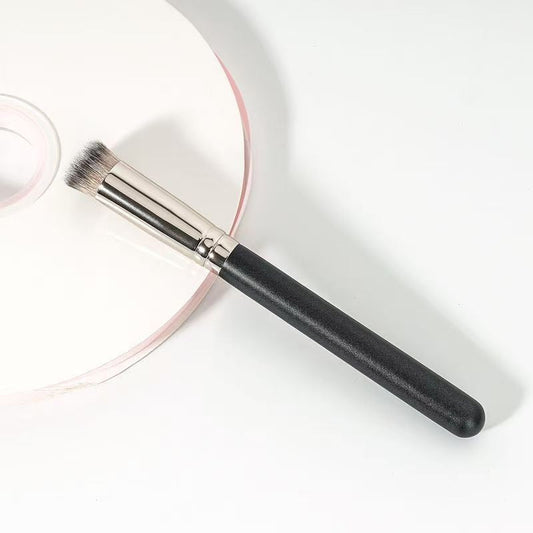 Concealer Brush Professional flat top concealer buffing brush for seamless undereye and blemish coverage - Aestha Cosmetics