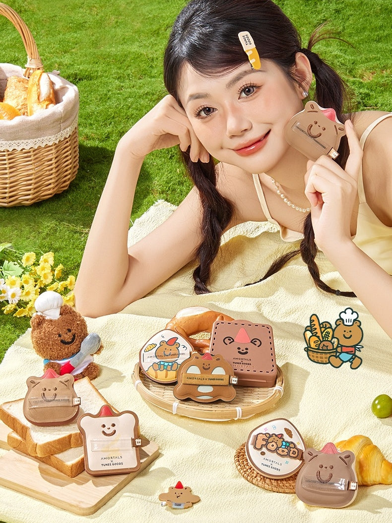 AMORTALS x TUNEE GOODS Toast Makeup Sponge Set